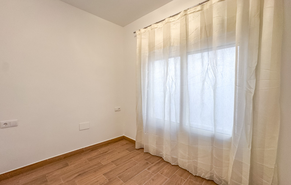 Alquiler Larga Estancia - Piso - Almoradi