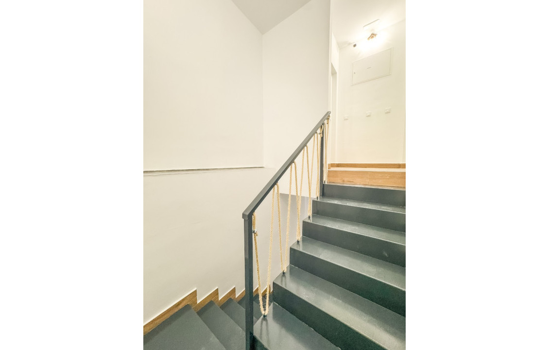 Alquiler Larga Estancia - Piso - Almoradi