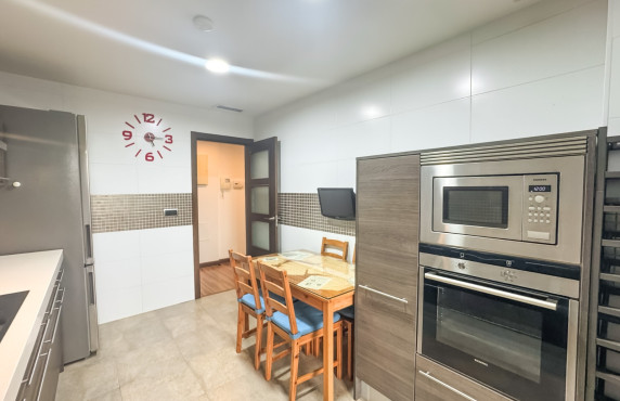 Long Rental Period - Apartment - Elche - Porcelanosa