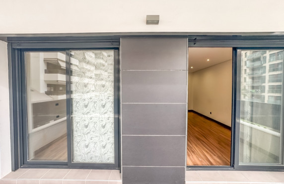 Long Rental Period - Apartment - Elche - Porcelanosa