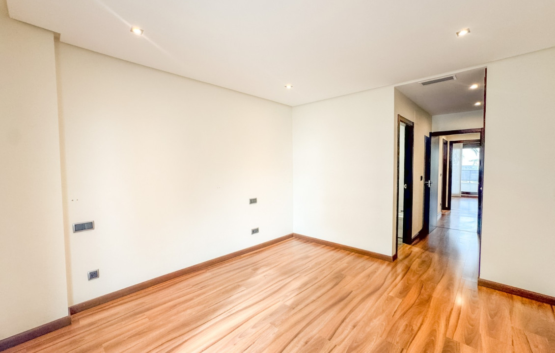 Long Rental Period - Apartment - Elche - Porcelanosa