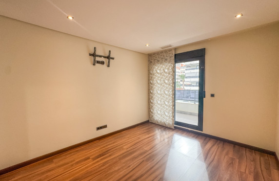 Long Rental Period - Apartment - Elche - Porcelanosa
