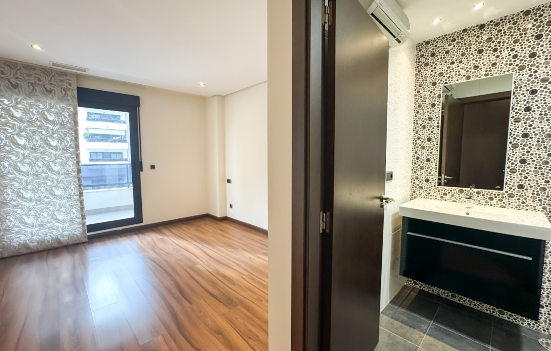 Long Rental Period - Apartment - Elche - Porcelanosa