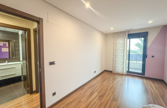 Long Rental Period - Apartment - Elche - Porcelanosa