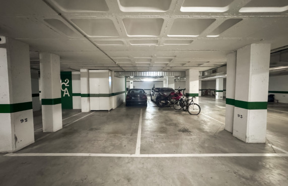 Long Rental Period - Apartment - Elche - Porcelanosa