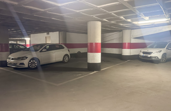 Alquiler Larga Estancia - Garaje - Elche