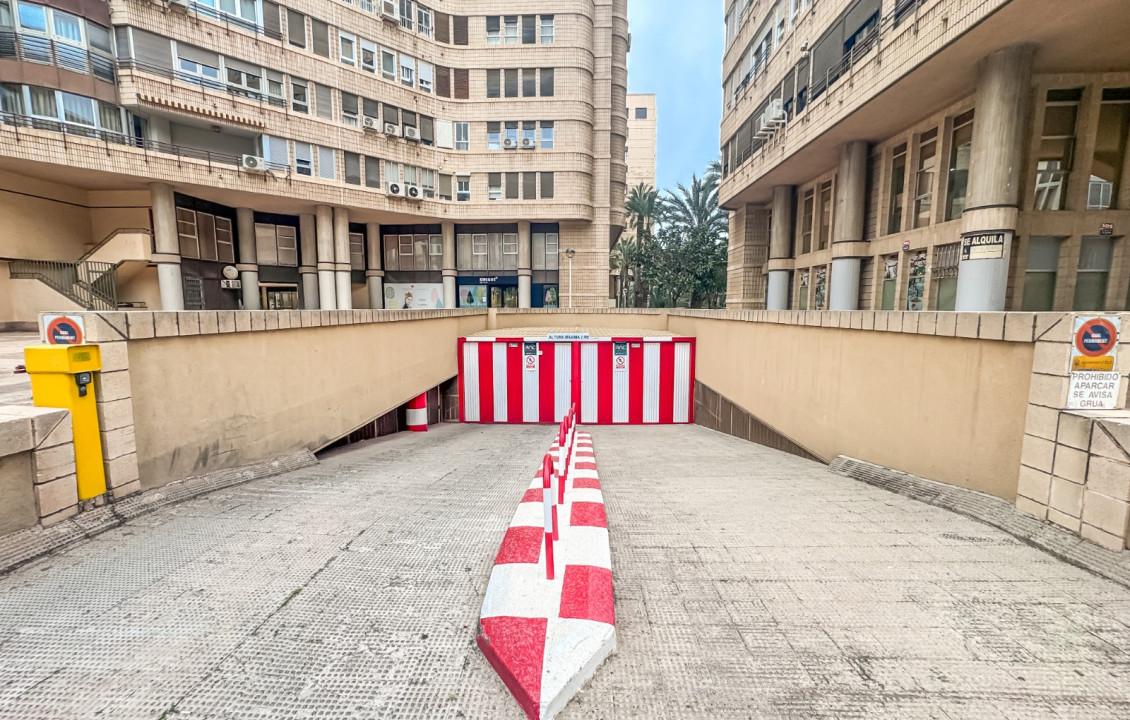 Alquiler Larga Estancia - Garaje - Elche