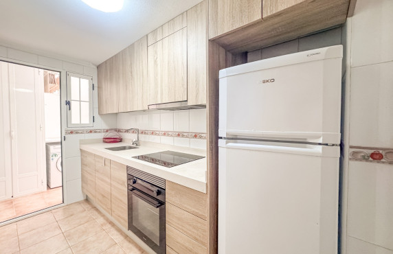 Seasonal Rental - Apartment - Santa Pola - Santiago Bernabeu