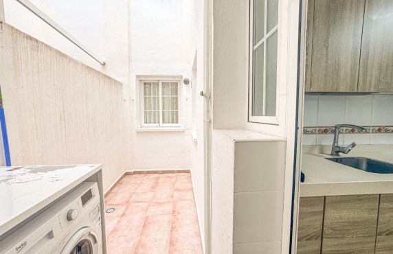 Seasonal Rental - Apartment - Santa Pola - Santiago Bernabeu