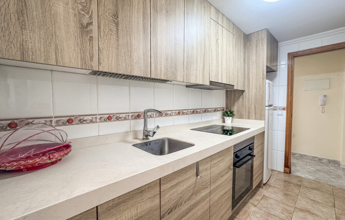 Seasonal Rental - Apartment - Santa Pola - Santiago Bernabeu