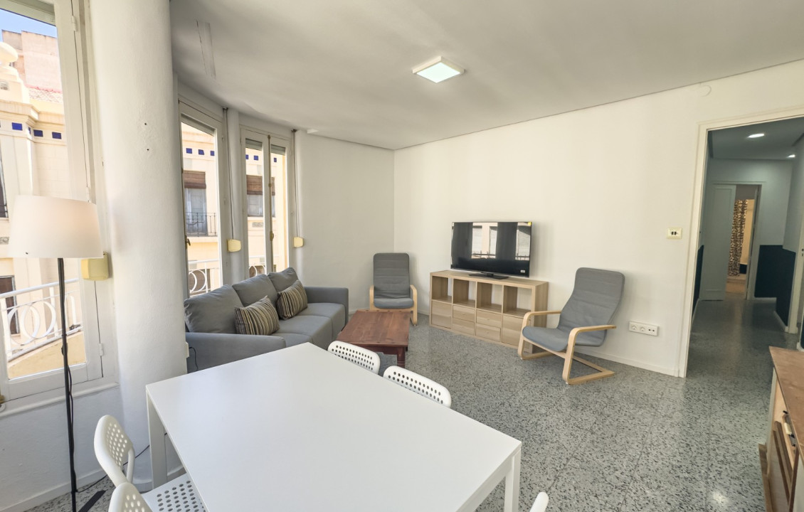 Alquiler de habitación de Larga Estancia - Apartamento - Elche - Centro