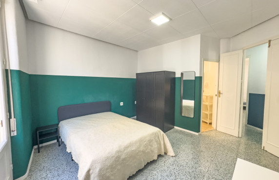 Alquiler de habitación de Larga Estancia - Apartamento - Elche - Centro