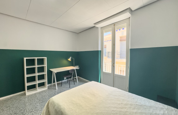Alquiler de habitación de Larga Estancia - Apartamento - Elche - Centro