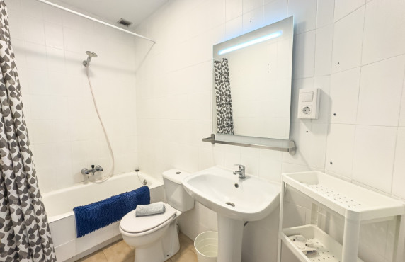 Alquiler de habitación de Larga Estancia - Apartamento - Elche - Centro