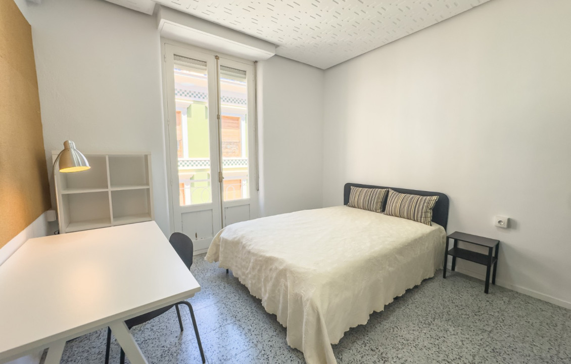 Alquiler de habitación de Larga Estancia - Apartamento - Elche - Centro