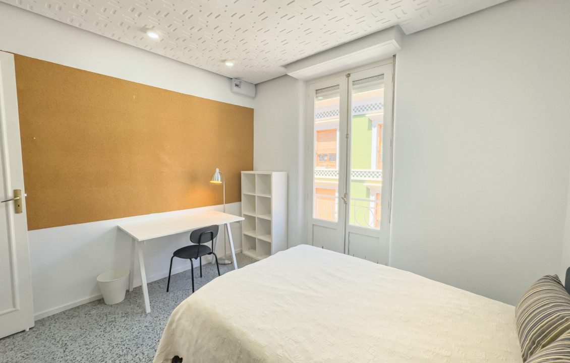 Alquiler de habitación de Larga Estancia - Apartamento - Elche - Centro