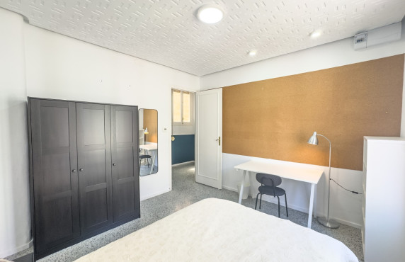 Alquiler de habitación de Larga Estancia - Apartamento - Elche - Centro