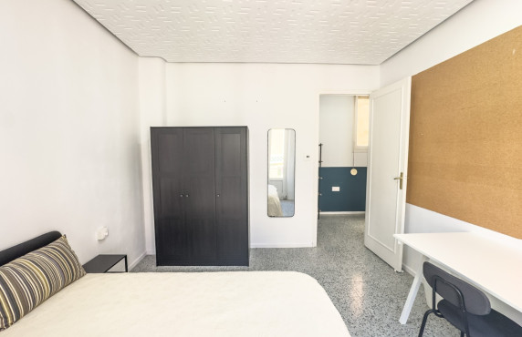 Alquiler de habitación de Larga Estancia - Apartamento - Elche - Centro