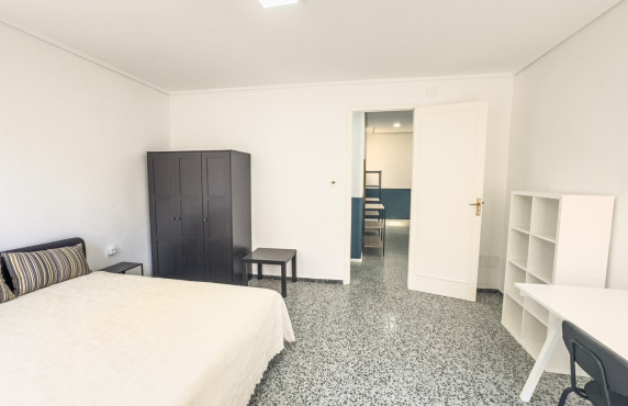 Alquiler de habitación de Larga Estancia - Apartamento - Elche - Centro