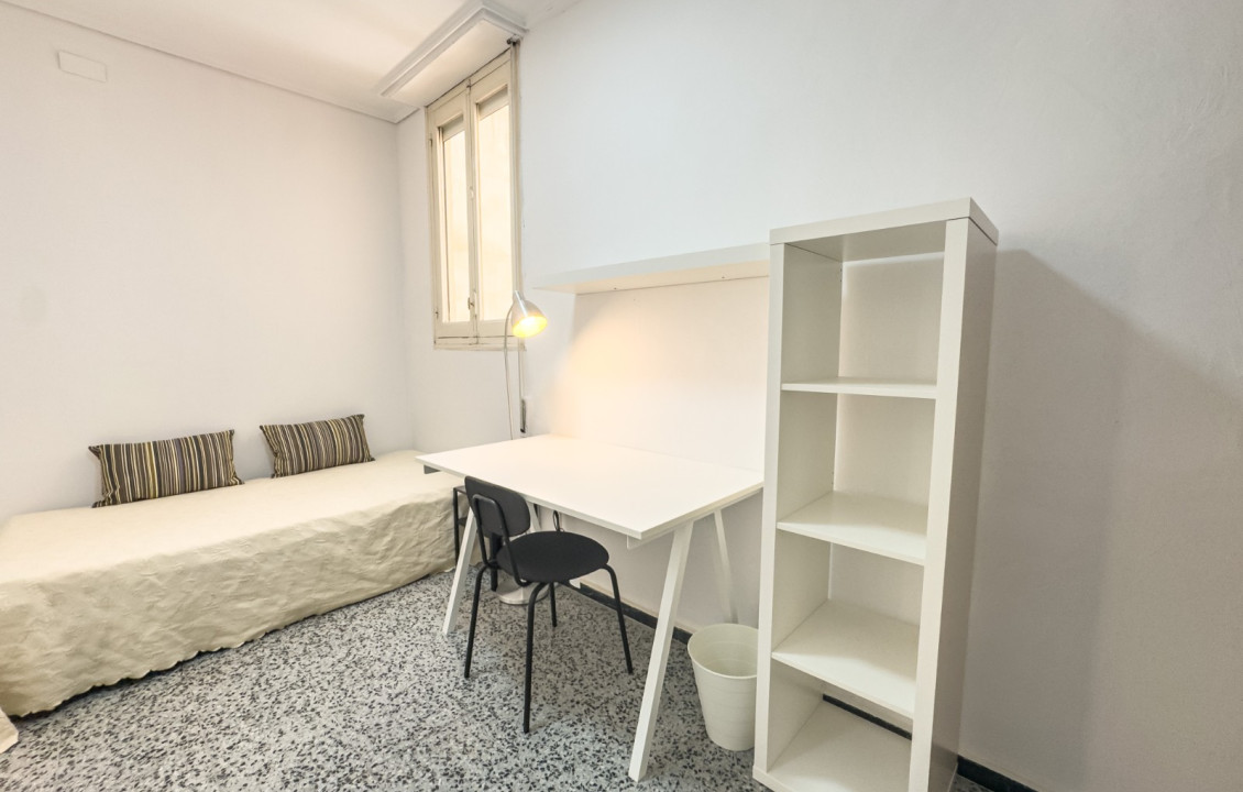 Alquiler de habitación de Larga Estancia - Apartamento - Elche - Centro