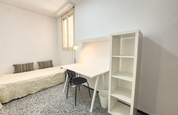 Alquiler de habitación de Larga Estancia - Apartamento - Elche - Centro