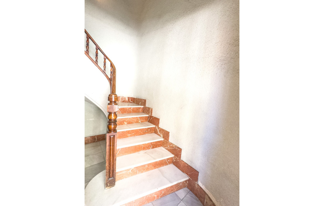 Alquiler de habitación de Larga Estancia - Apartamento - Elche - Centro