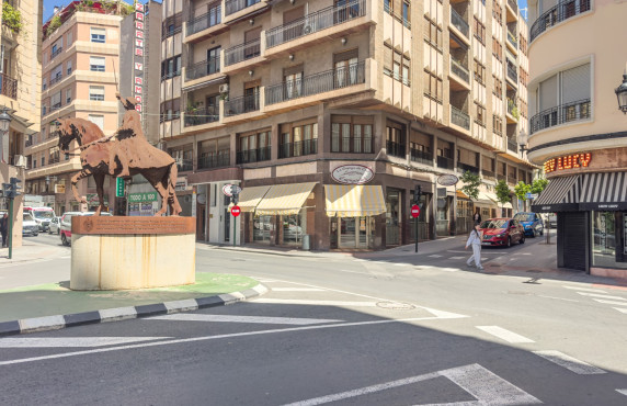 Alquiler de habitación de Larga Estancia - Apartamento - Elche - Centro