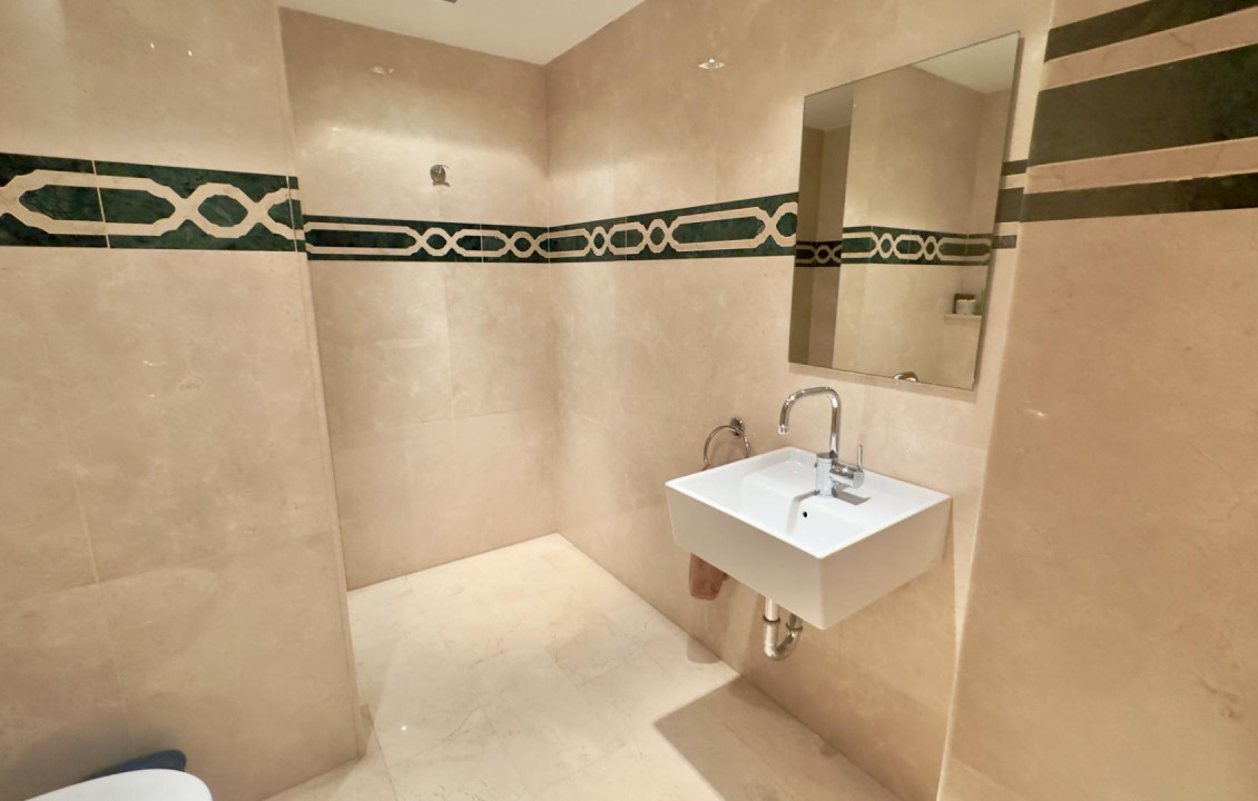 For Sale - Bussines Premises - Alicante - Vistahermosa