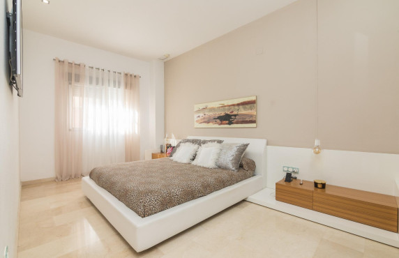 For Sale -  - Elche - Campo de futbol