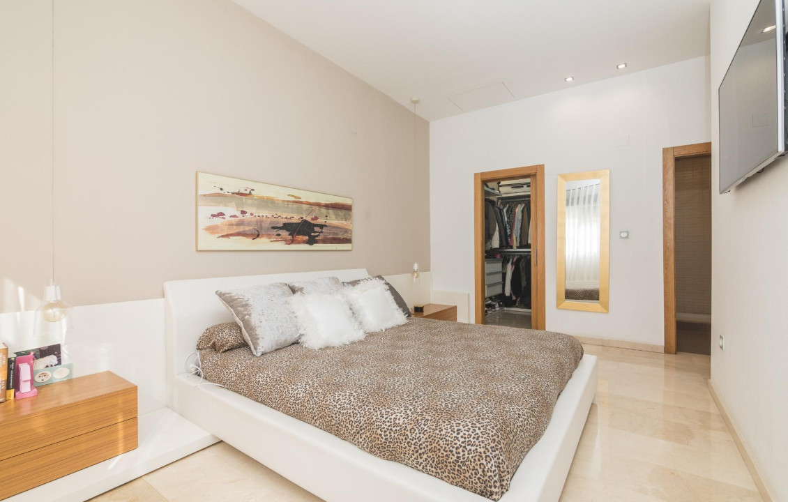 For Sale -  - Elche - Campo de futbol