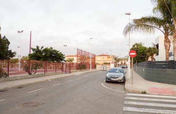 Venta - Terreno urbano - La hoya - La Hoya-Daimes-El Derramador