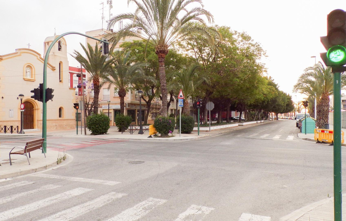 Venta - Terreno urbano - La hoya - La Hoya-Daimes-El Derramador