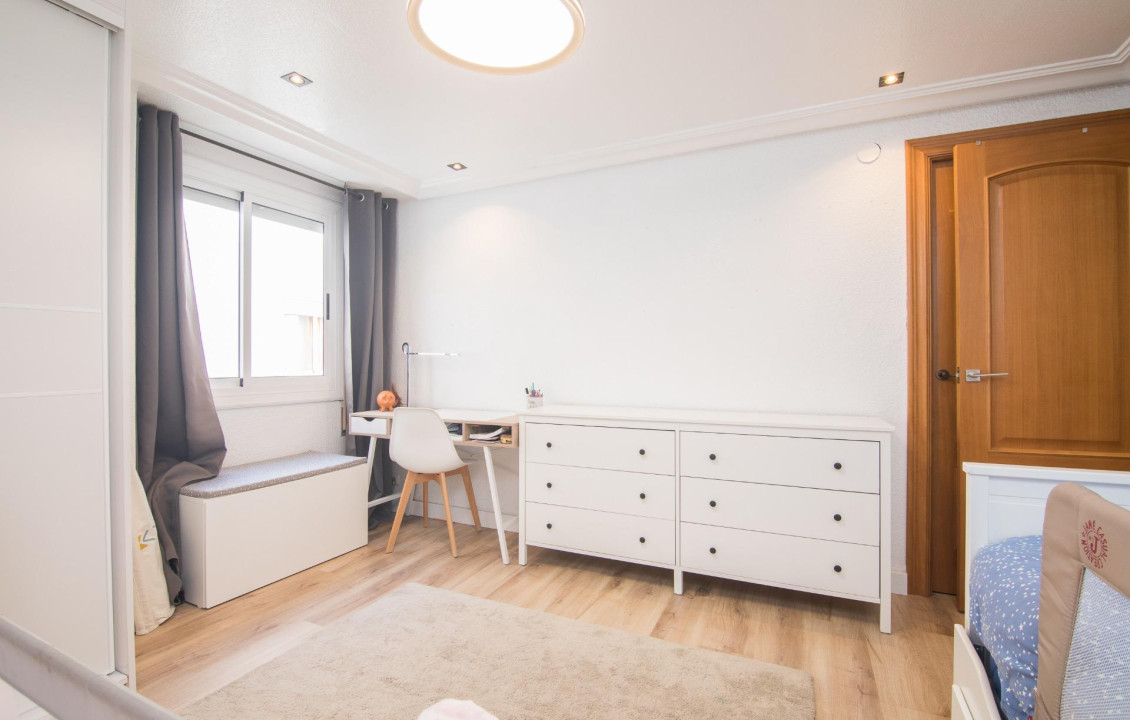 For Sale - Flat - Elche - Reina Victoria-Miguel Hernández