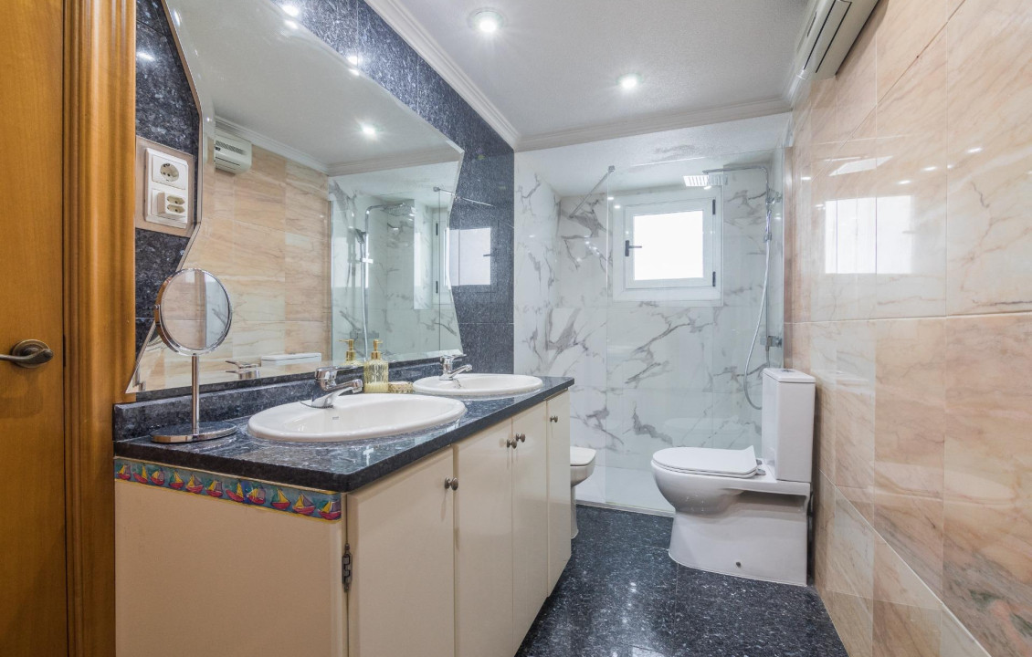 For Sale - Flat - Elche - Reina Victoria-Miguel Hernández