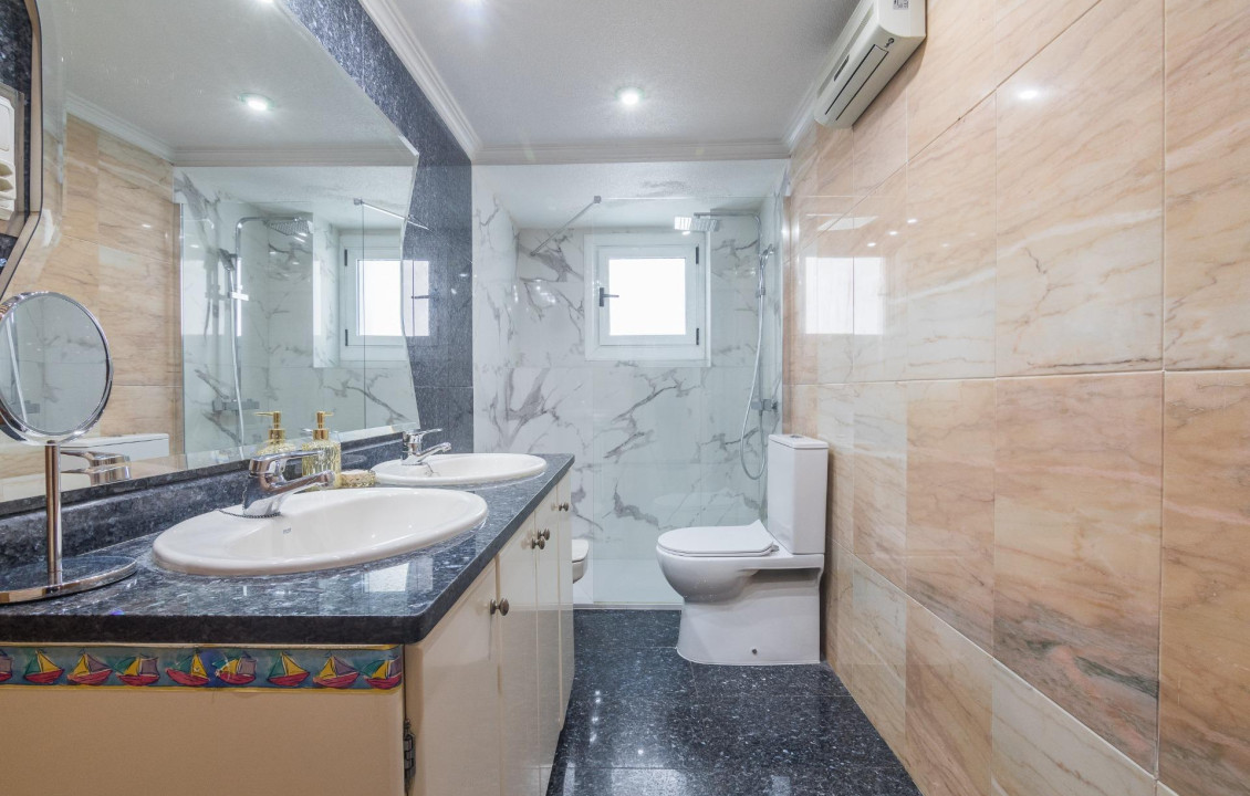 For Sale - Flat - Elche - Reina Victoria-Miguel Hernández