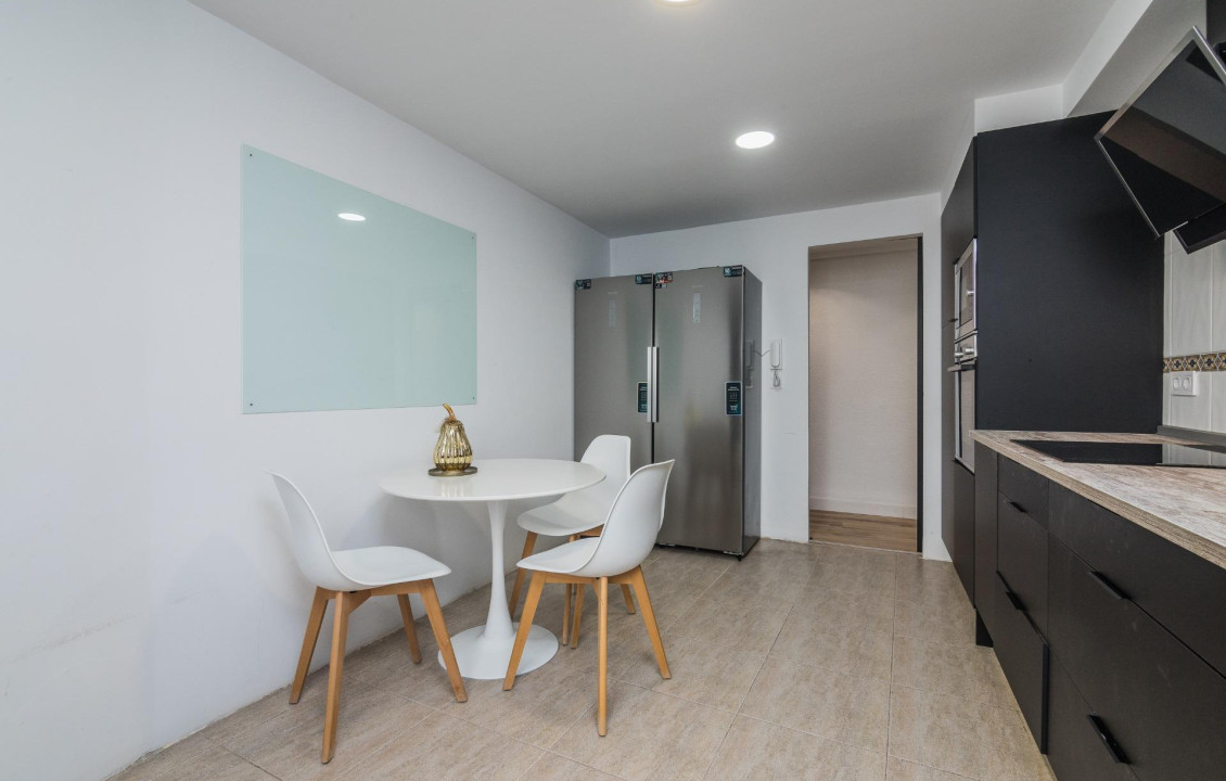 For Sale - Flat - Elche - Reina Victoria-Miguel Hernández