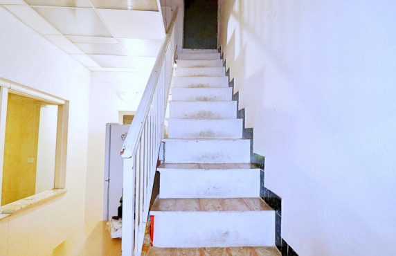 For Sale - Edificio - Elche - Plaza Crevillente-Juzgados
