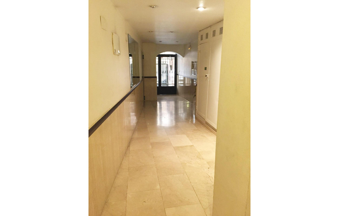 For Sale - Flat - Santa Pola - Centro