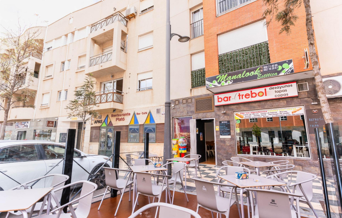 Alquiler Larga Estancia - Local comercial - Roquetas de Mar - Avenida Juan Carlos