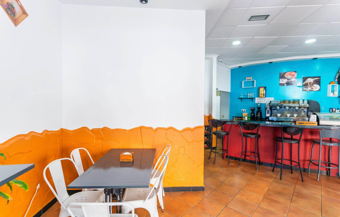 Alquiler Larga Estancia - Local comercial - Roquetas de Mar - Avenida Juan Carlos