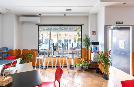 Alquiler Larga Estancia - Local comercial - Roquetas de Mar - Avenida Juan Carlos