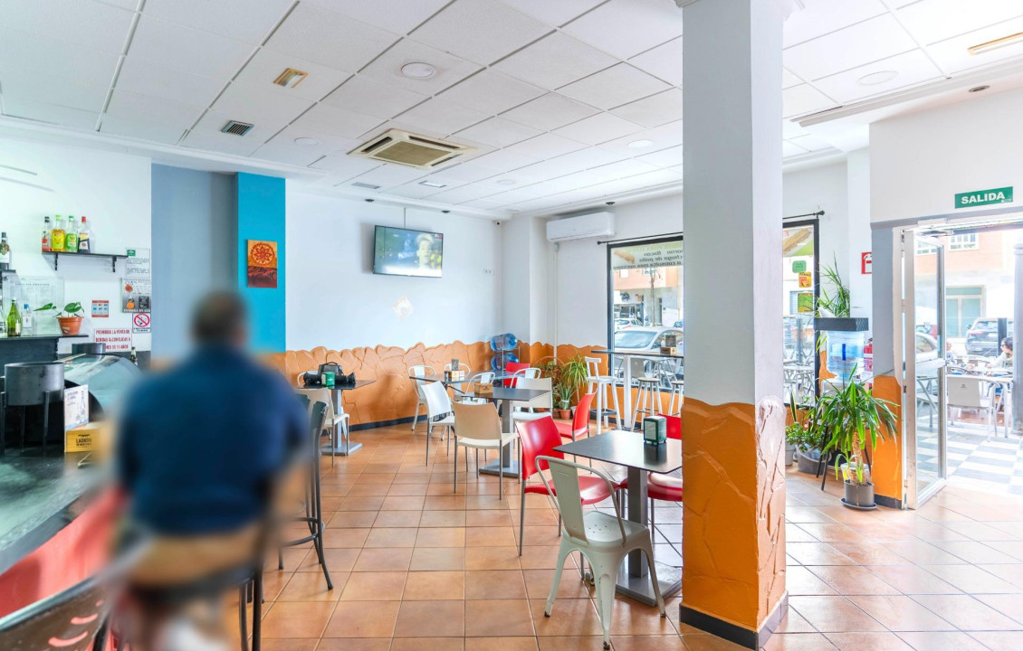 Alquiler Larga Estancia - Local comercial - Roquetas de Mar - Avenida Juan Carlos