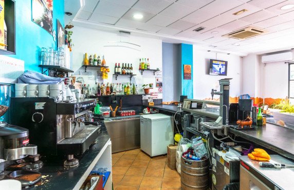 Alquiler Larga Estancia - Local comercial - Roquetas de Mar - Avenida Juan Carlos