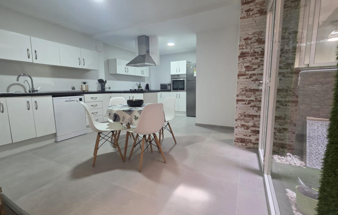 For Sale - Flat - Elche - Asilo - Pisos Azules