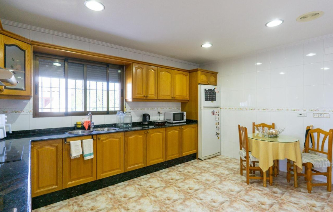 For Sale - Chalet - Crevillent - Comunidad valenciana