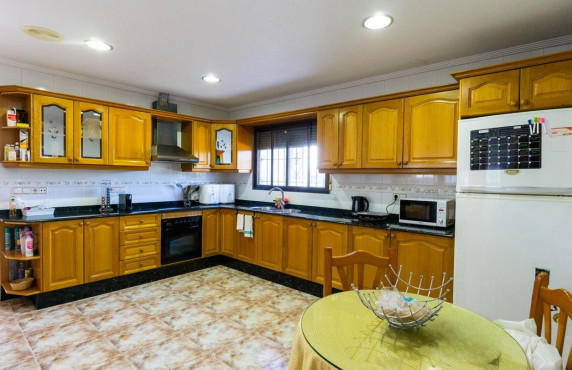 For Sale - Chalet - Crevillent - Comunidad valenciana