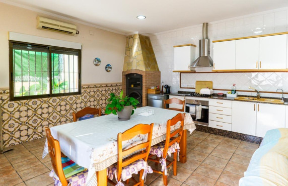 For Sale - Chalet - Crevillent - Comunidad valenciana