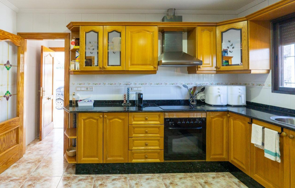 For Sale - Chalet - Crevillent - Comunidad valenciana