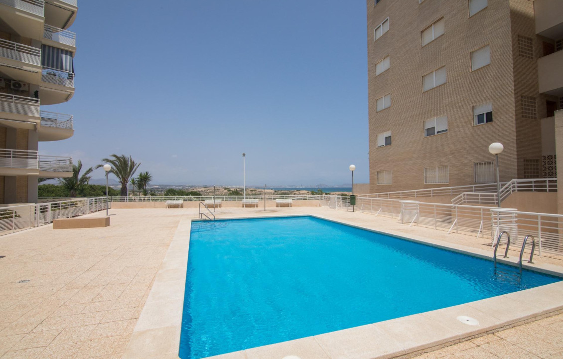 For Sale -  - Arenales del sol - Zona paseo maritimo