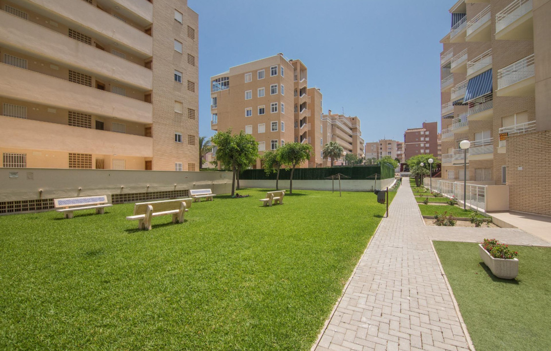 For Sale -  - Arenales del sol - Zona paseo maritimo